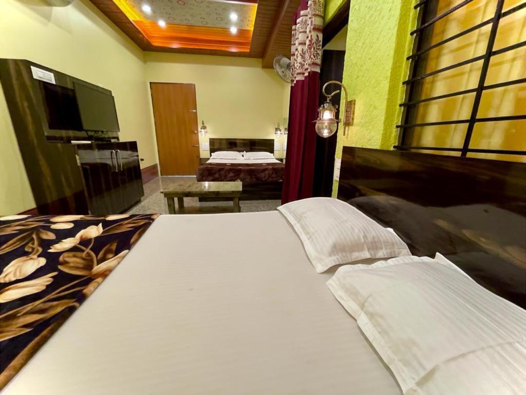 Hotel Saptarang Residency Panhāla Exteriér fotografie